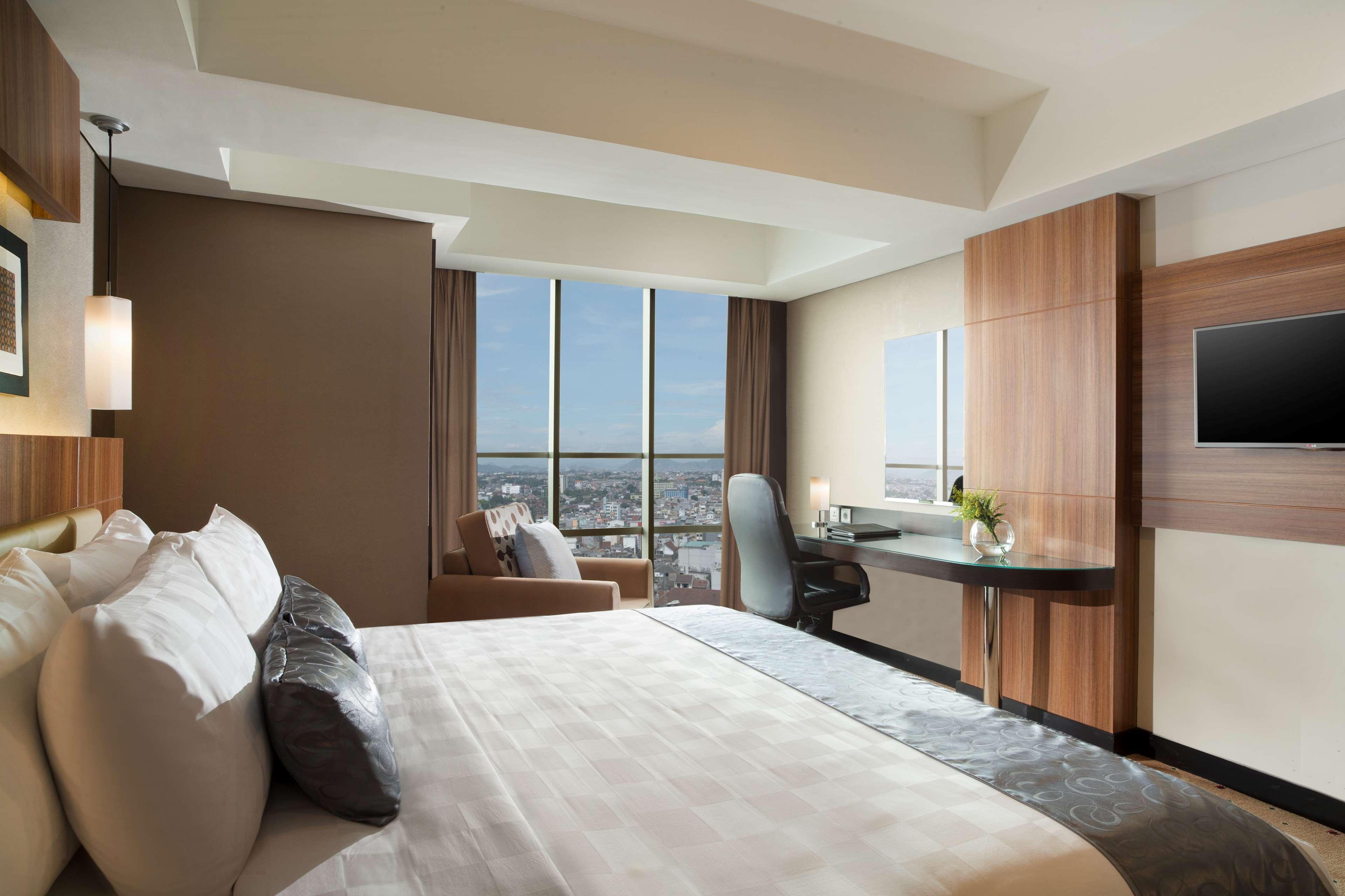 Best Western Premier La Grande Бандунг Экстерьер фото